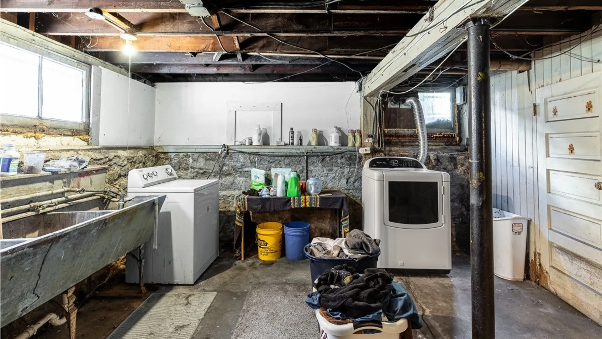 Property at 510 Linwood Avenue, Buffalo, NY 14209 41