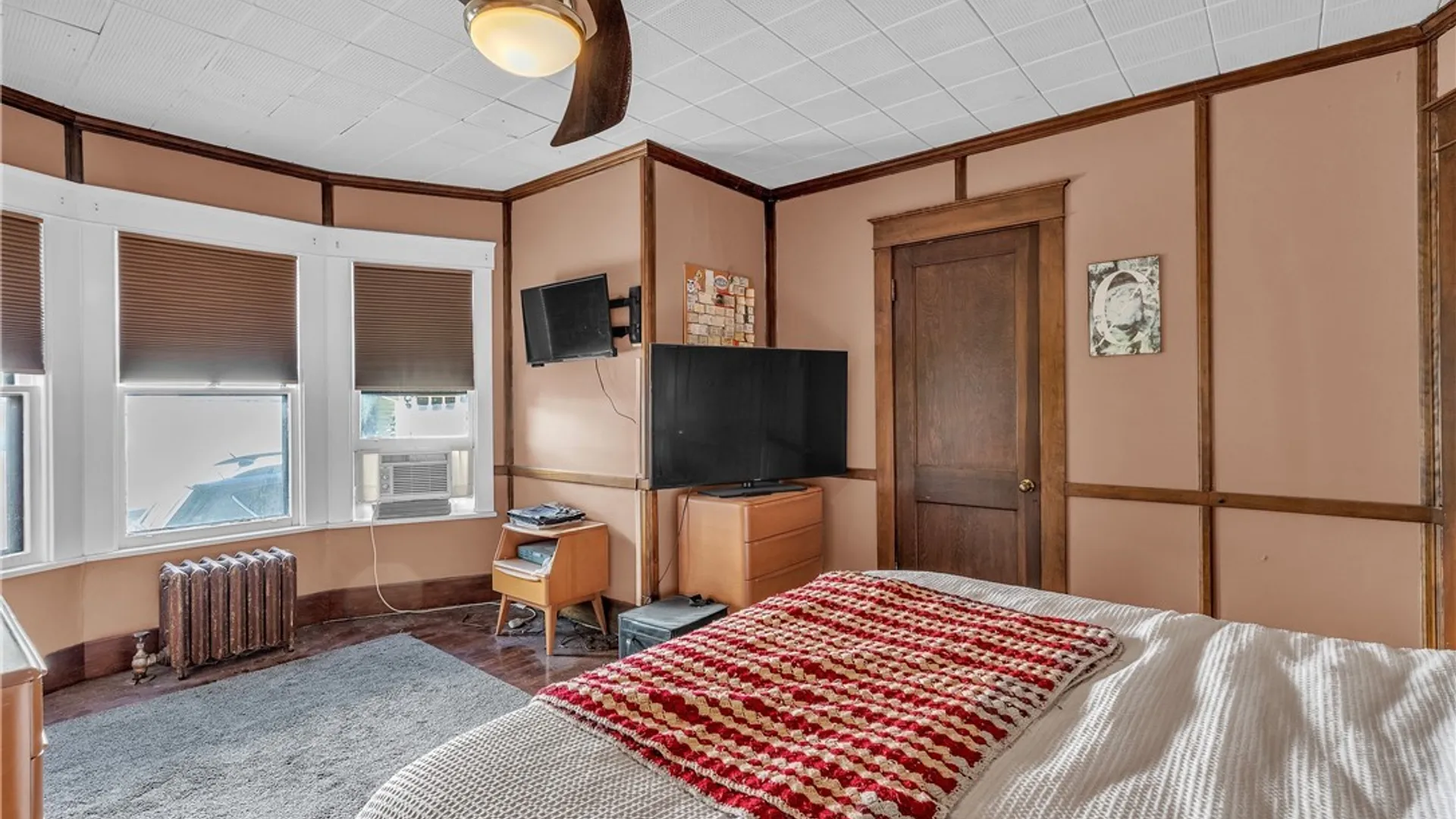 Property at 510 Linwood Avenue, Buffalo, NY 14209 19