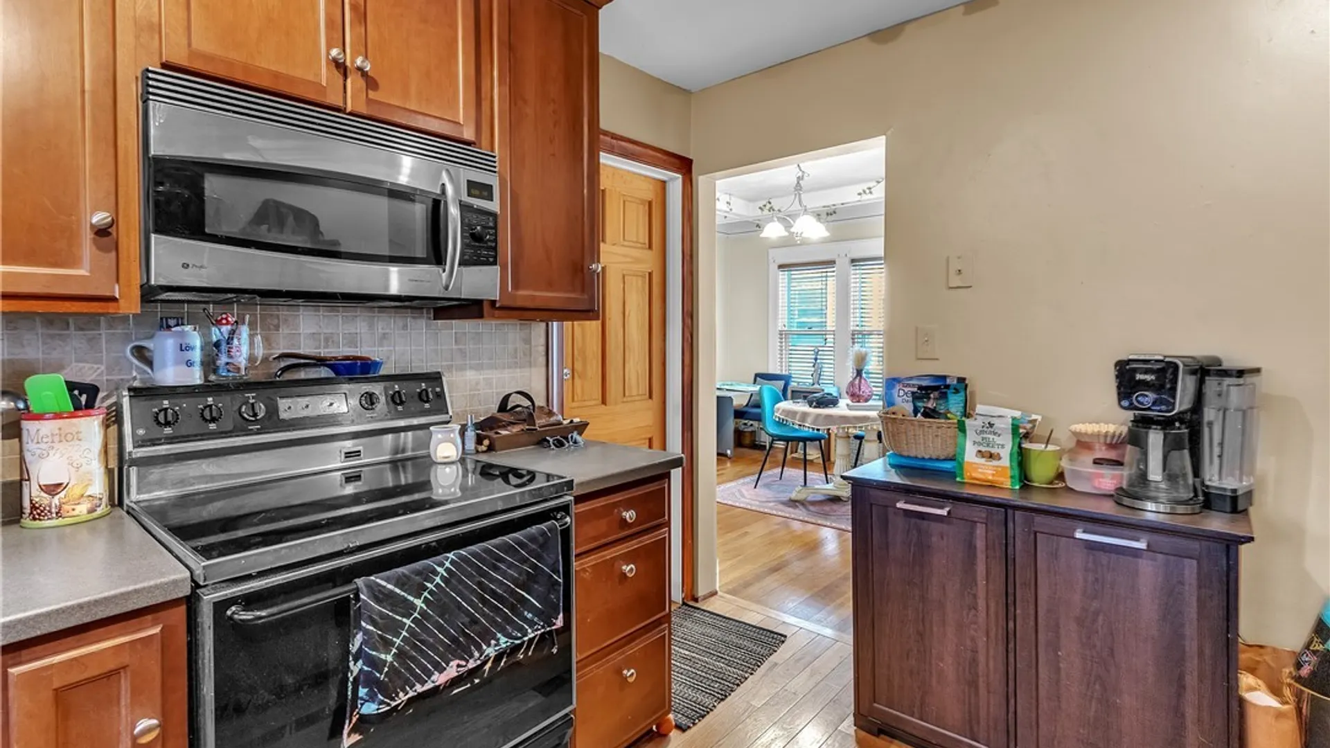 Property at 510 Linwood Avenue, Buffalo, NY 14209 32
