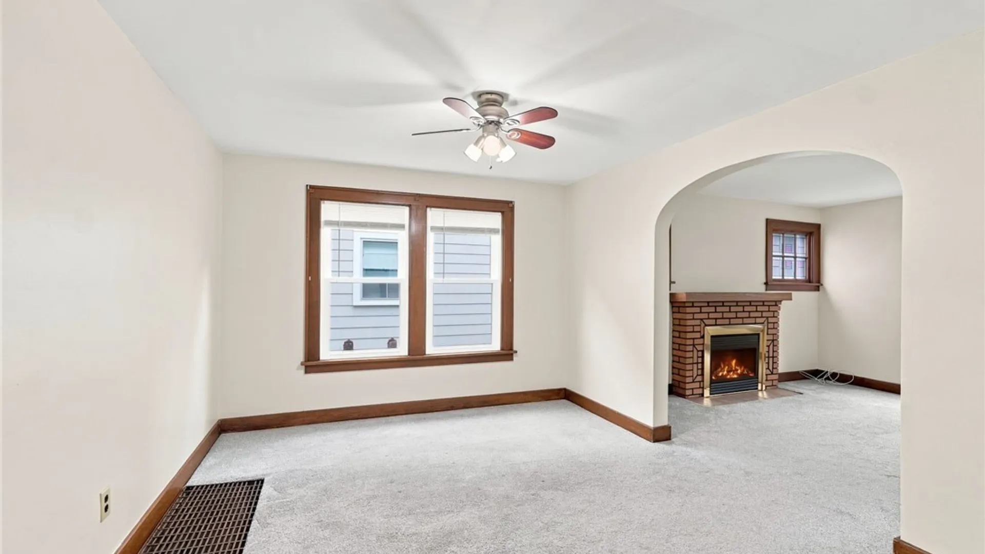 Property at 160 Hamilton Drive, Amherst, NY 14226 9
