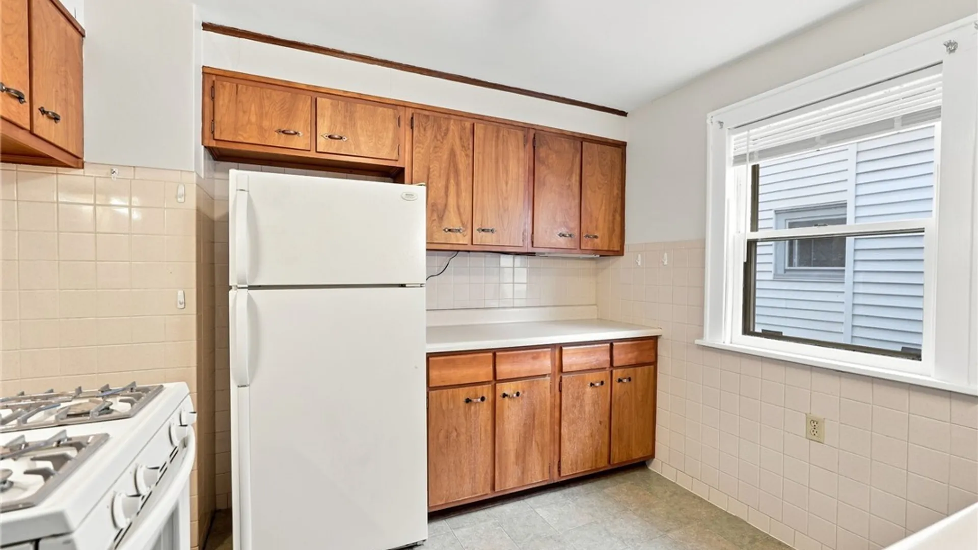 Property at 160 Hamilton Drive, Amherst, NY 14226 11