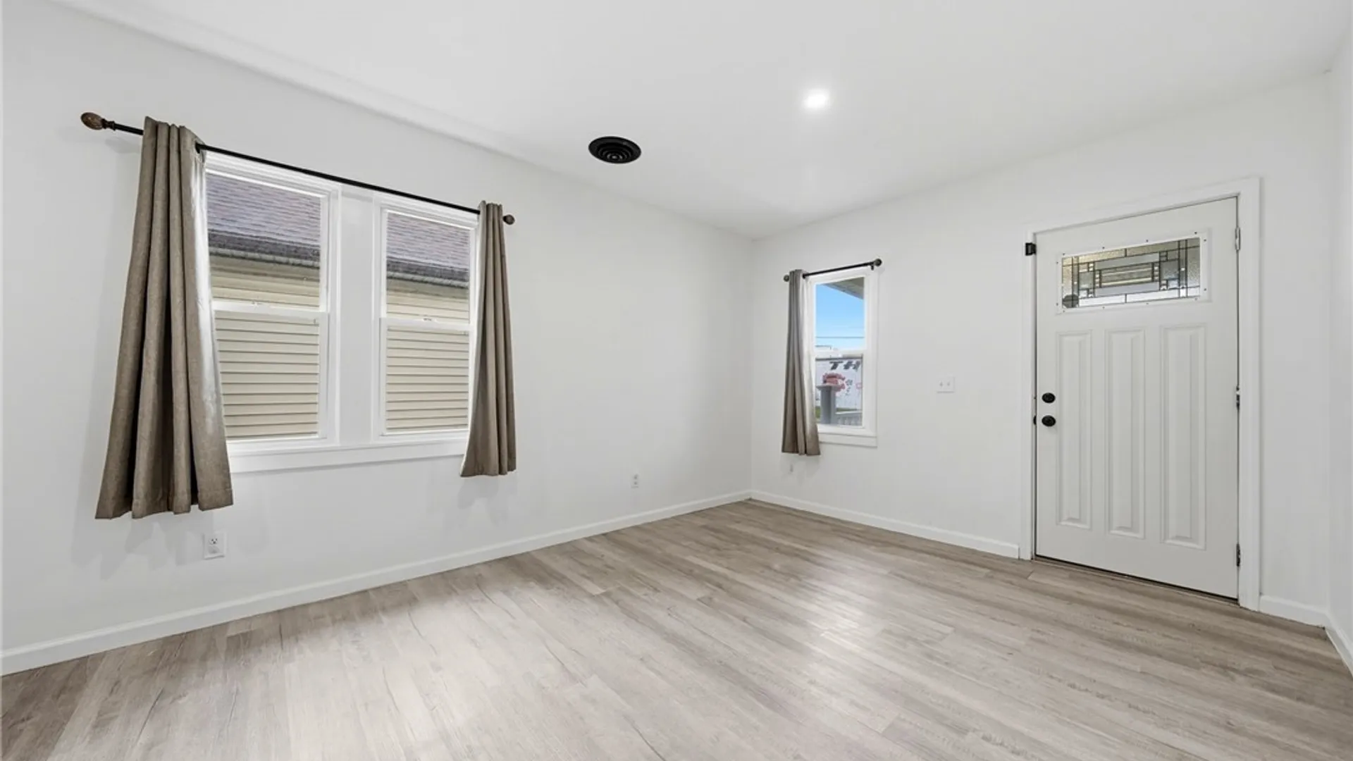 Property at 111 Dart Street, Buffalo, NY 14213 5