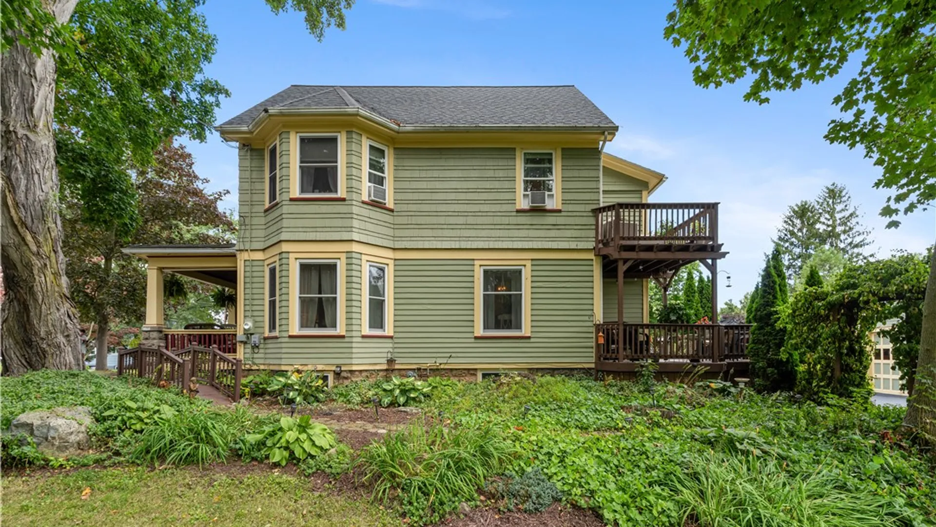 Property at 10 Park Street, Manchester, NY 14548 38