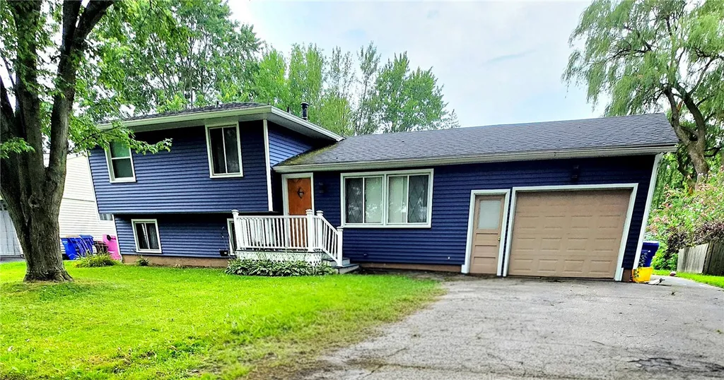 Property at 3 Currier Lane, Gates, NY 14624