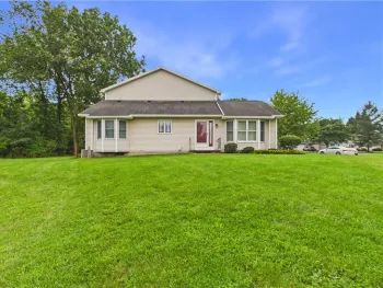 Property at 601 Strand Pond Circle, Webster, NY 14580