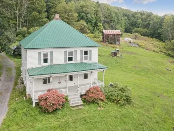 Property at 114 Vintonton Road, Fulton, NY 12187