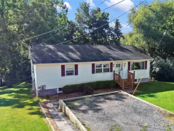 Property at 7 Elmcrest Circle, Ithaca City, NY 14850