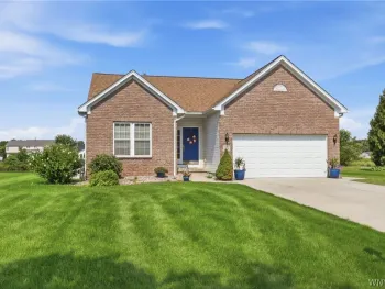 Property at 2437 King Fisher Lane, Wheatfield, NY 14304