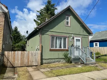 Property at 28 Townsend Street, Buffalo, NY 14206