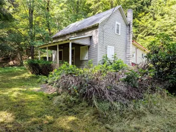 Property at 164 Bailey Avenue, Norwich, PA 16749