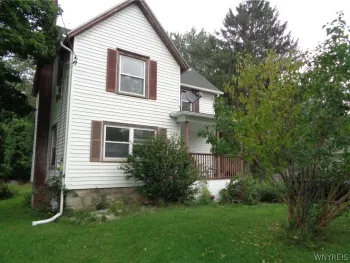 Property at 429 E Oak Orchard Street, Shelby, NY 14103