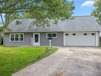 Property at 71 Schutt Court, Grand Island, NY 14072