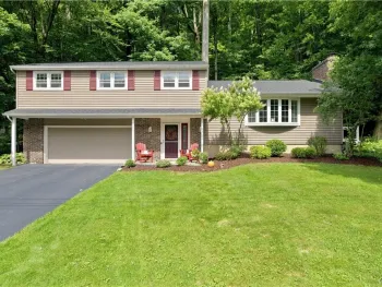 Property at 199 Brookside Ln, Manlius, NY 13066