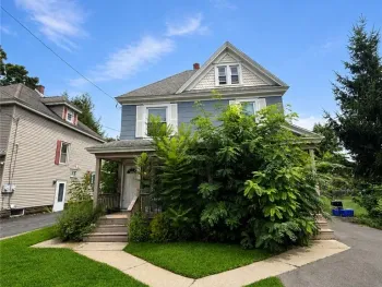 Property at 231-233 East Avenue, Manlius, NY 13116