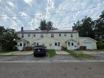 Property at 24 Windwood, Cheektowaga, NY 14225