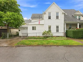 Property at 12 Baynes Street, Buffalo, NY 14213