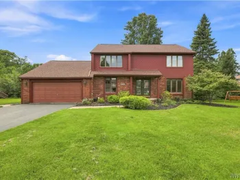Property at 11 Sandpiper Court, Amherst, NY 14228