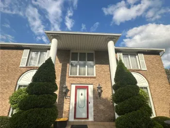 Property at 36 Mar Del Way, Amherst, NY 14221
