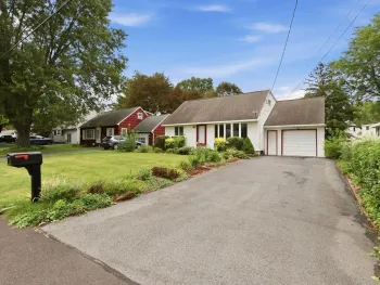 Property at 109 Manor Drive, Manlius, NY 13057
