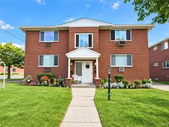 Property at 28 Mallory Road, Tonawanda, NY 14150