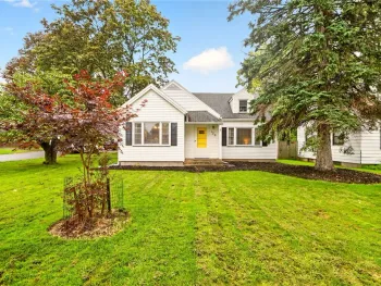 Property at 129 Shorewood Drive, Irondequoit, NY 14617