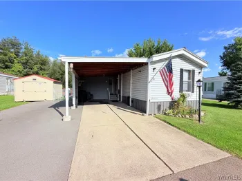 Property at 58 W Canyon Drive, Hamburg, NY 14075