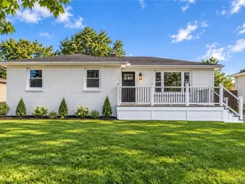 Property at 8 Dover Drive, West Seneca, NY 14224