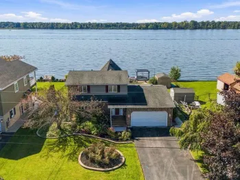 Property at 7651 W Rivershore Drive, Niagara Falls, NY 14304