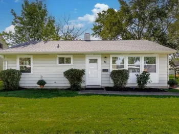 Property at 82 Riverdale Drive, Grand Island, NY 14072
