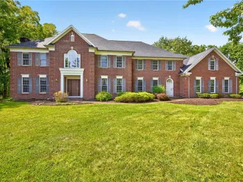Property at 6 Merrycreek Xing, Pittsford, NY 14534