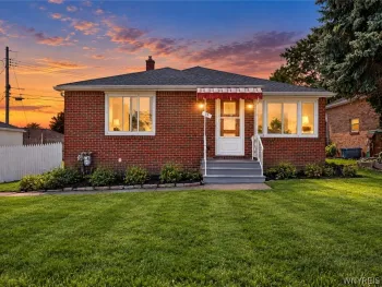Property at 39 Parkview, Cheektowaga, NY 14225