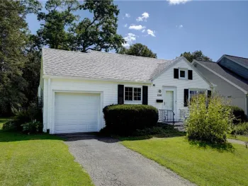 Property at 100 Meadowbrook Road, Rochester, NY 14620