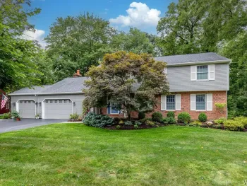 Property at 25 Timberlake Drive, Orchard Park, NY 14127