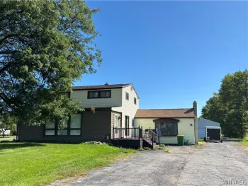 Property at 6603 S Transit Road, Lockport Town, NY 14094