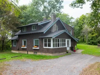 Property at 8667 E Seneca, Manlius, NY 13104