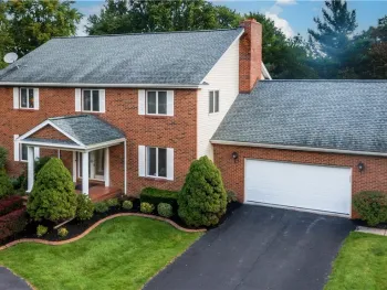 Property at 9 Kingston Circle, Lockport City, NY 14094