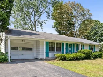 Property at 185 Jamestown Terrace, Greece, NY 14615