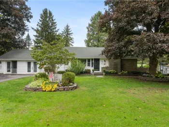 Property at 28 Pratt Road, Manchester, NY 14504