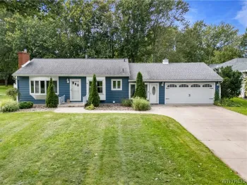 Property at 7278 Knoll Drive, Wheatfield, NY 14120