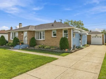 Property at 161 Nadine Drive, Cheektowaga, NY 14225
