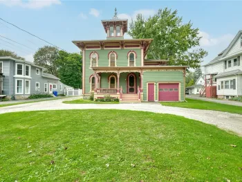 Property at 916 West Avenue, Shelby, NY 14103