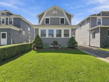 Property at 313 Villa Avenue, Buffalo, NY 14216