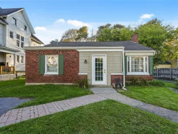 Property at 103 Ross Place, Auburn, NY 13021