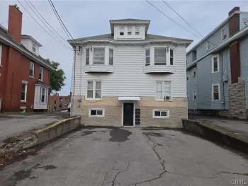 Property at 1062 W Genesee St, Syracuse, NY 13204