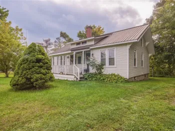 Property at 415 Sutton Road, Schroeppel, NY 13132
