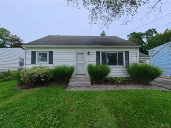 Property at 107 E Dauenhauer Street, Manlius, NY 13057