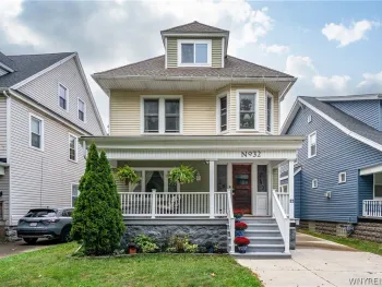 Property at 32 Red Jacket Parkway, Buffalo, NY 14220