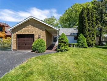Property at 9165 Somerset Drive, Somerset, NY 14012