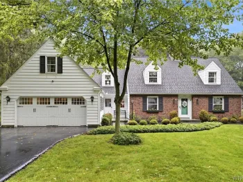 Property at 146 Elmhurst Drive, Orchard Park, NY 14127