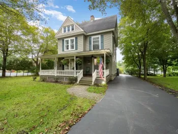 Property at 8074 Cazenovia Road, Manlius, NY 13104
